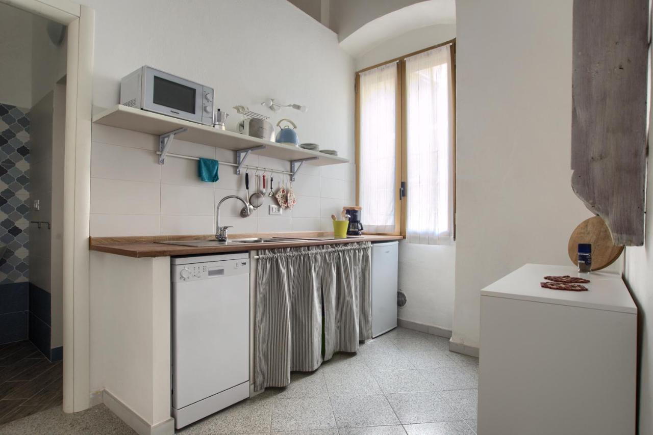 Casa A 2 Passi Dal Mare Con Patio Privato Villa Imperia Exteriör bild