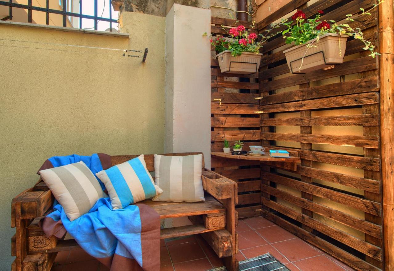 Casa A 2 Passi Dal Mare Con Patio Privato Villa Imperia Exteriör bild